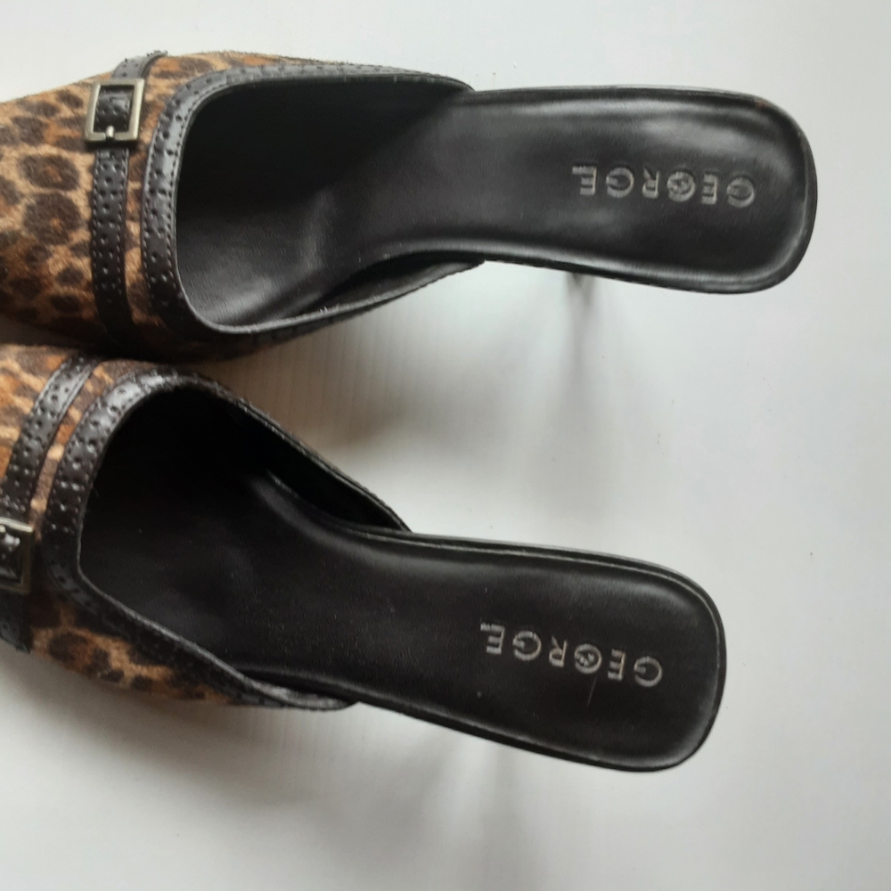 George Women's Brown Leopard Mules - Picture 3 of 6